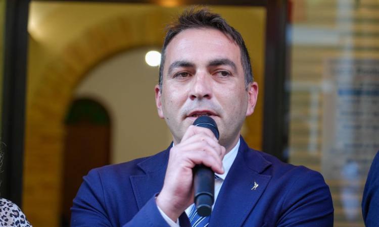 Macerata, "Buldorini resta col cerino in mano. Salvini scarica Vannacci e salta la corsa all'autocandidatura"