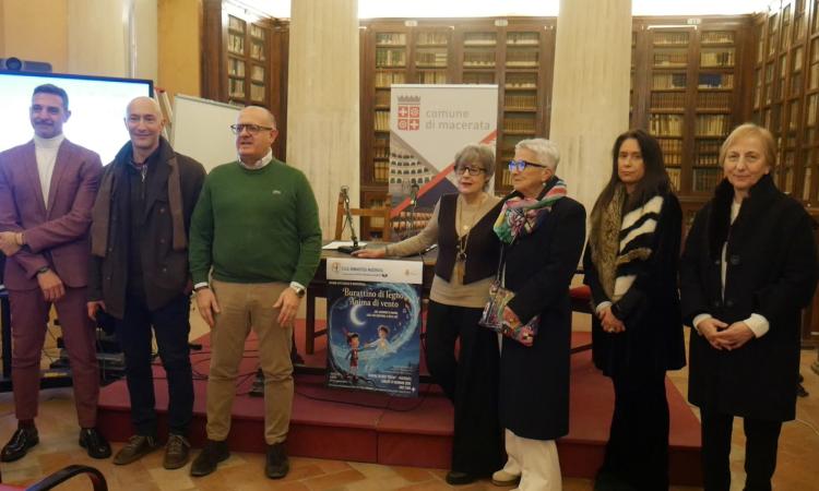 "Burattino di legno, anima di vento": Macerata in scena per ricordare il piccolo Haron (FOTO e VIDEO) "Burattino di legno, anima di vento": Macerata in scena per ricordare il piccolo Haron (FOTO e VIDEO)