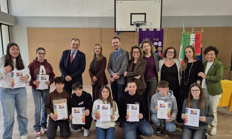 Matelica, premiati i giovani studenti del concorso “Un poster per la pace”