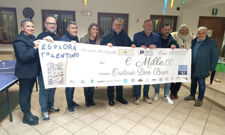 Il cuore dell'oratorio batte forte: consegnati mille euro grazie alla shopper "Esplora Tolentino" Il cuore dell'oratorio batte forte: consegnati mille euro grazie alla shopper "Esplora Tolentino"