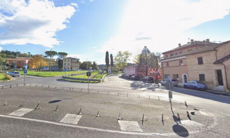 Macerata, via dei Velini a senso unico e via Pancalducci chiusa: altri i giorni caldi per la viabilità Macerata, via dei Velini a senso unico e via Pancalducci chiusa: altri i giorni caldi per la viabilità
