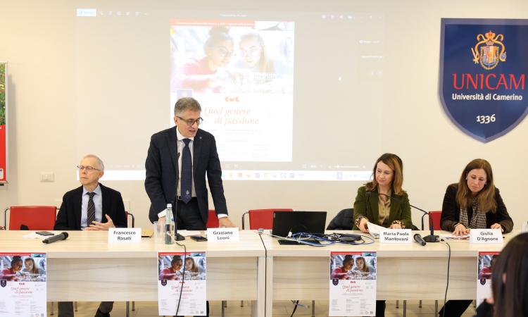 “Quel genere di passione”: a Camerino la scienza si racconta al femminile “Quel genere di passione”: a Camerino la scienza si racconta al femminile