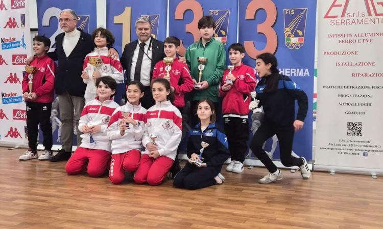 Macerata Scherma, doppietta d’oro alle regionali under 14: vincono Gabrielli e Bono