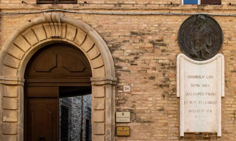 Civitanova, archivio storico della Casa di Annibal Caro: As.So.Ci garantirà l’apertura gratuita anche nel 2026 Civitanova, archivio storico della Casa di Annibal Caro: As.So.Ci garantirà l’apertura gratuita anche nel 2026