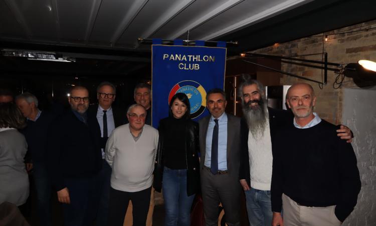 Panathlon Macerata, eletto il nuovo presidente Fabio Romagnoli: "Puntiamo sempre al meglio, proprio come nello sport" Panathlon Macerata, eletto il nuovo presidente Fabio Romagnoli: "Puntiamo sempre al meglio, proprio come nello sport"