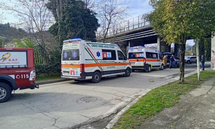Ascoli Piceno, coppia trovata morta in una tenda vicino al cimitero