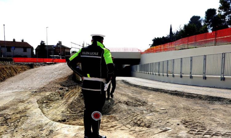 Macerata, viabilità rivoluzionata e senso unico in contrada Valteia: "Troppi incidenti, era un 'male' necessario" Macerata, viabilità rivoluzionata e senso unico in contrada Valteia: "Troppi incidenti, era un 'male' necessario"
