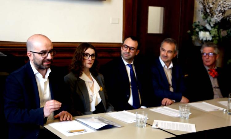 Macerata, Mattia Orioli candidato sindaco del Terzo Polo: "Dall’io al noi, per ridare voce ai cittadini" Macerata, Mattia Orioli candidato sindaco del Terzo Polo: "Dall’io al noi, per ridare voce ai cittadini"