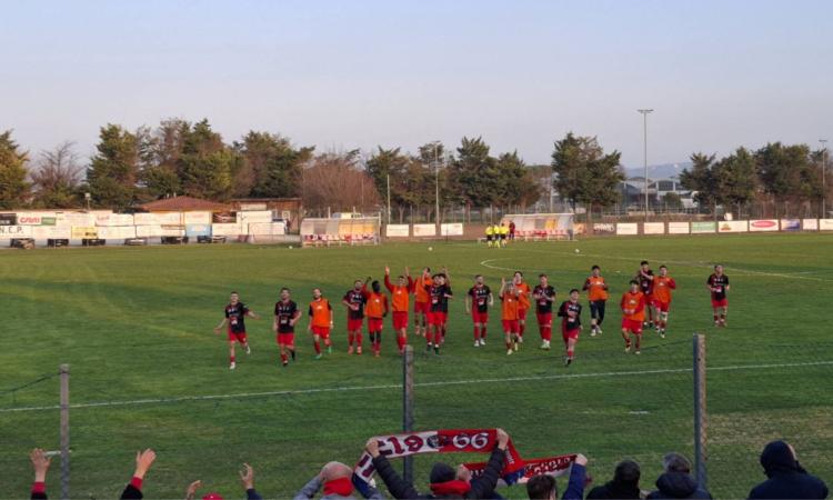 Promozione, Aurora Treia corsara a Montecosaro: vetta sempre più solida