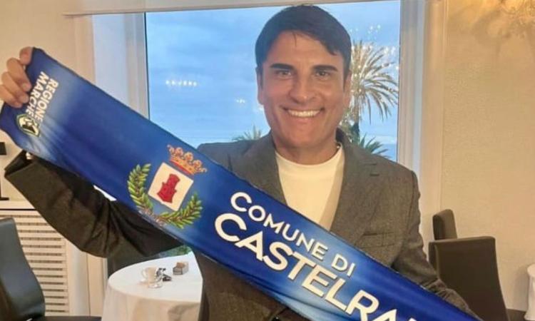 Castelraimondo porta fortuna: Sal Da Vinci trionfa a Sanremo dopo l'incontro con il Premio Ravera
