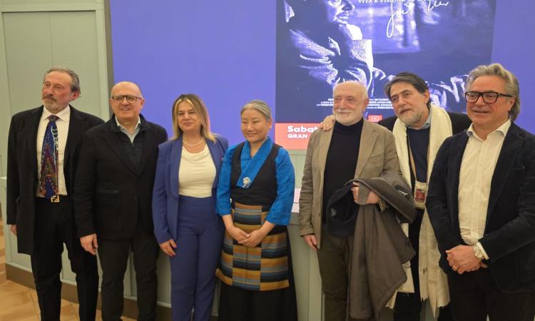 Da Macerata all'Himalaya: lo Sferisterio celebra il mito di Giuseppe Tucci. "Un ponte tra mondi" Da Macerata all'Himalaya: lo Sferisterio celebra il mito di Giuseppe Tucci. "Un ponte tra mondi"