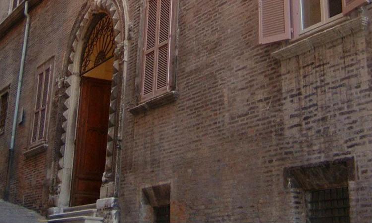 Macerata, 600mila euro per il restauro di Palazzo Conventati: via libera al progetto Macerata, 600mila euro per il restauro di Palazzo Conventati: via libera al progetto
