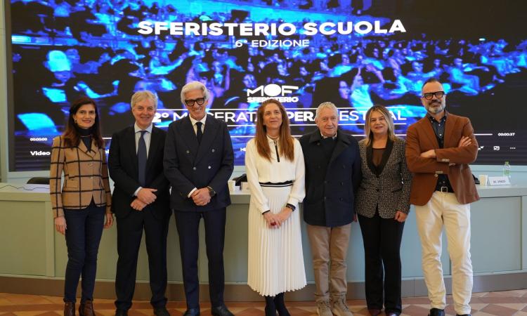 Sferisterio Scuola: "Dai bambini fino alle università, già superate le iscrizioni dello scorso anno" (VIDEO) Sferisterio Scuola: "Dai bambini fino alle università, già superate le iscrizioni dello scorso anno" (VIDEO)