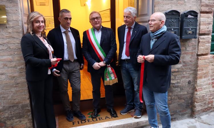Treia, inaugurato il nuovo ufficio di Fideuram Intesa Sanpaolo Private Banking
