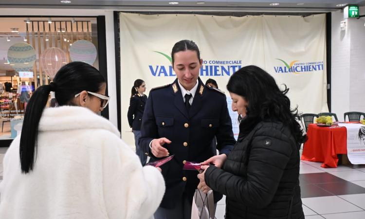 Violenza sulle donne, la questura di Macerata lancia l’iniziativa “Questo non è amore” al Val di Chienti