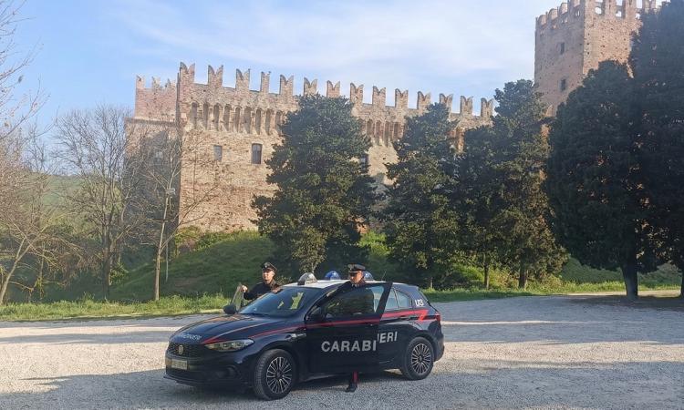 Tolentino, omessa dichiarazione dei redditi: 78enne ai domiciliari