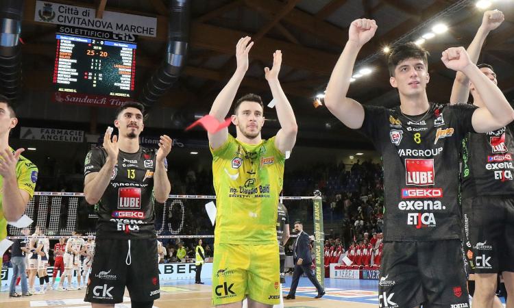 Lube inarrestabile, Trento ko in tre set: i cucinieri volano 2-0 nella serie dei Quarti Play Off