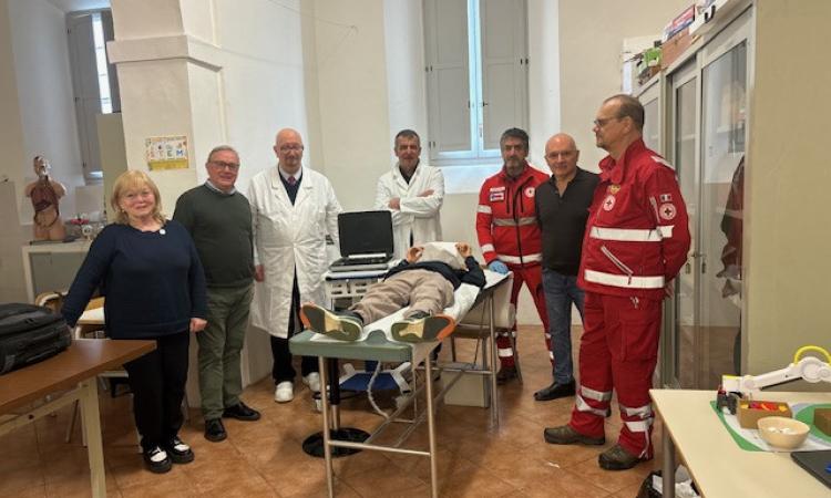 Treia, torna “Tirotary”: screening gratuito della tiroide per gli studenti Treia, torna “Tirotary”: screening gratuito della tiroide per gli studenti