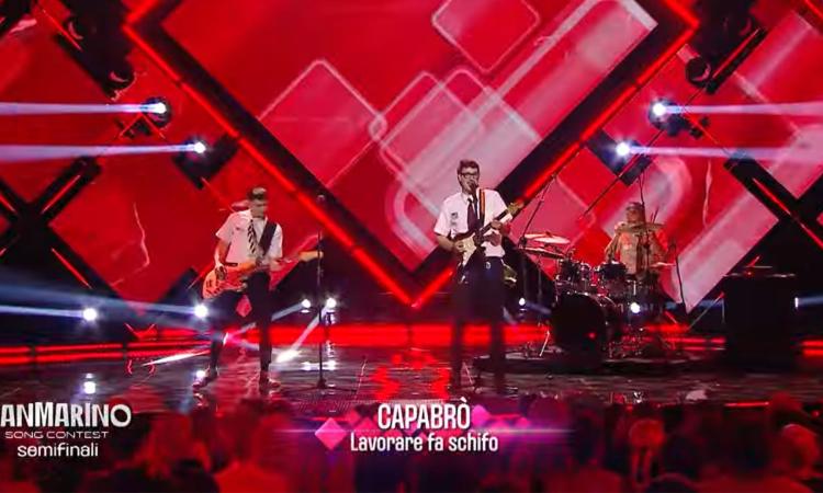 Sul palco di San Marino per dire che "Lavorare fa schifo": il rock marchigiano dei CaPaBrò tra provocazione e denuncia Sul palco di San Marino per dire che "Lavorare fa schifo": il rock marchigiano dei CaPaBrò tra provocazione e denuncia
