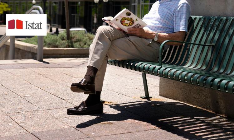 Marche prima per longevità in Italia: tutti i dati Istat e le differenze territoriali Marche prima per longevità in Italia: tutti i dati Istat e le differenze territoriali