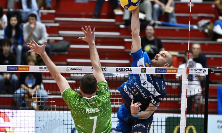 Brescia fa il primo passo nella serie, Macerata sconfitta 3-1 con mille rimpianti Brescia fa il primo passo nella serie, Macerata sconfitta 3-1 con mille rimpianti