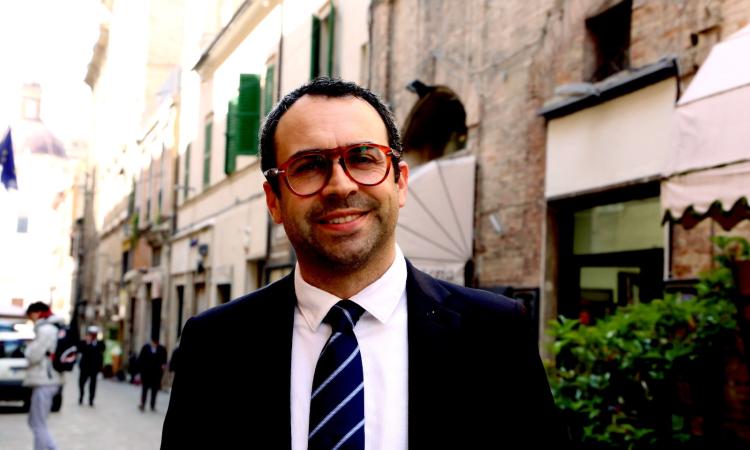 Comunali, Mattia Orioli: “Basta bipolarismo sterile, occorre una visione per rilanciare Macerata” (VIDEO e FOTO)