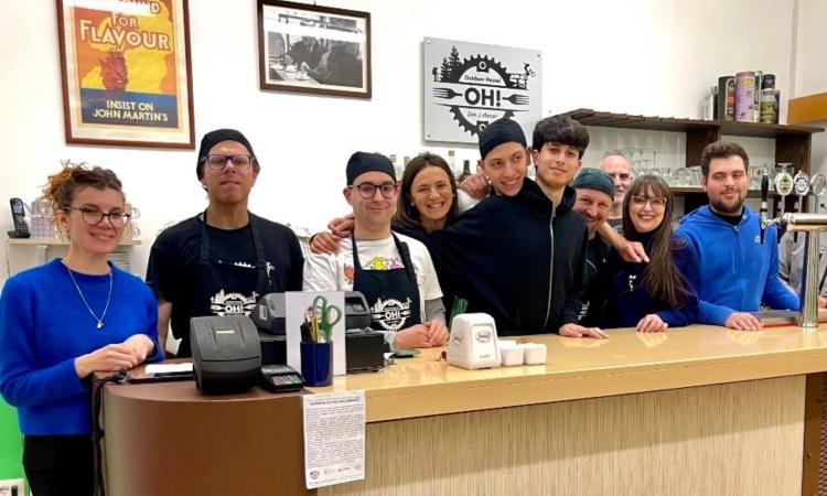 "In cucina con le nonne per imparare il futuro": a San Lorenzo di Treia l’ostello della rinascita sociale