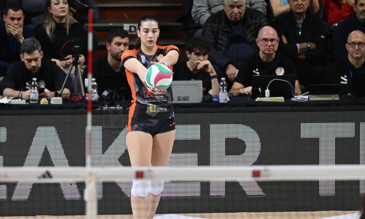 Nicole Piomboni resta in arancionero: rinnovo con la CBF Balducci HR