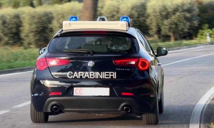 Montelupone, amianto abbandonato nei campi: "Grave pericolo per la salute". Denunciato 64enne