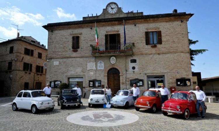 A Colmurano nasce l'Heritage Cars Club: passione per le auto d’epoca e cuore maceratese A Colmurano nasce l'Heritage Cars Club: passione per le auto d’epoca e cuore maceratese