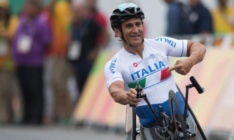 Addio ad Alex Zanardi: lo sport perde un campione, l’Italia un esempio