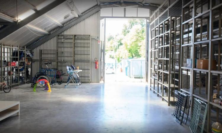 Macerata, il trasloco dell'Archivio di Stato diventa "green": arredi e scaffali salvati dai rifiuti