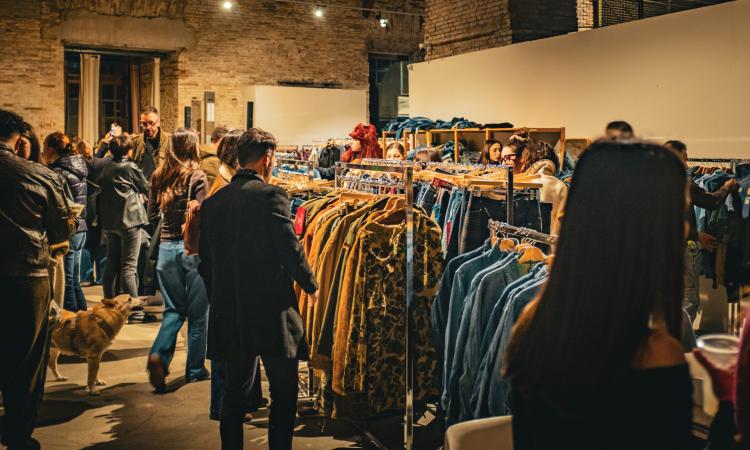 Il vintage ultra-selezionato torna a Piediripa: appuntamento con "Unsane Vintage Kilo"