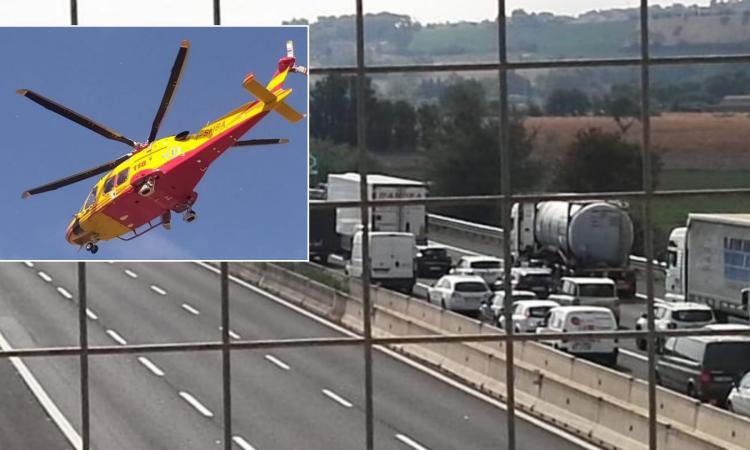 Carambola sull’A14  tra quattro mezzi: un ferito grave trasferito in eliambulanza