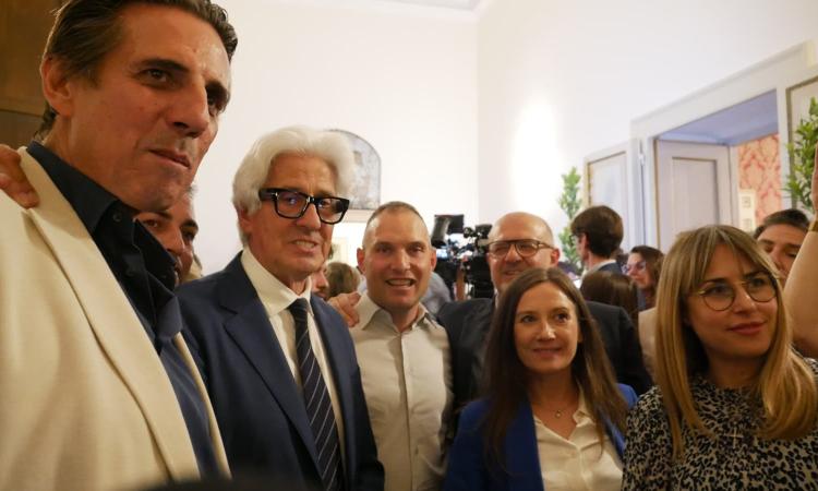 Macerata, clamoroso al fotofinish: si andrà al ballottaggio. Parcaroli beffato per 10 voti Macerata, clamoroso al fotofinish: si andrà al ballottaggio. Parcaroli beffato per 10 voti