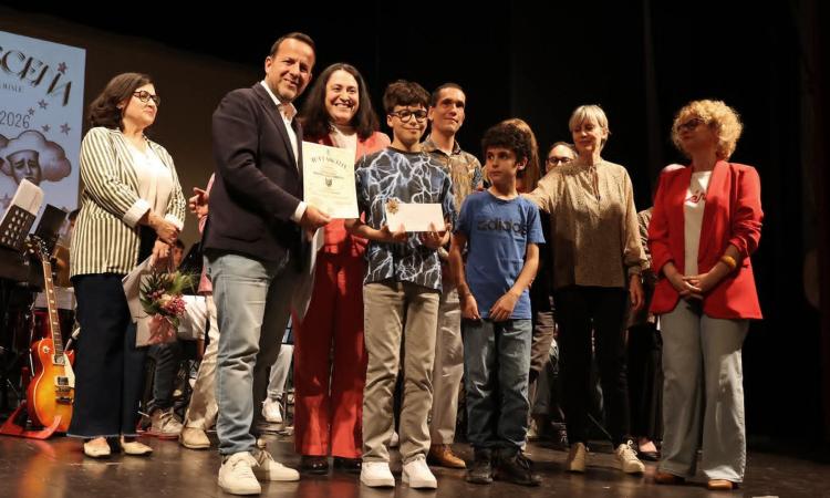 Giovani attori e scenografi protagonisti a Pollenza: grande successo per la 24esima rassegna teatrale Giovani attori e scenografi protagonisti a Pollenza: grande successo per la 24esima rassegna teatrale