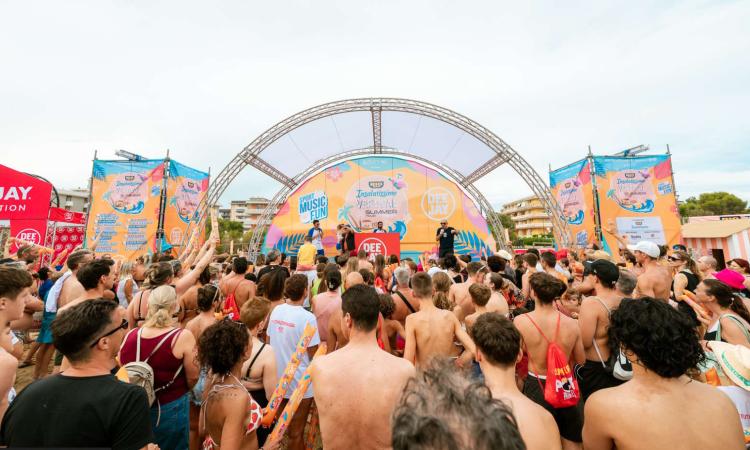 vertical-summer-tour-civitanova-marche-radio-deejay-2026.