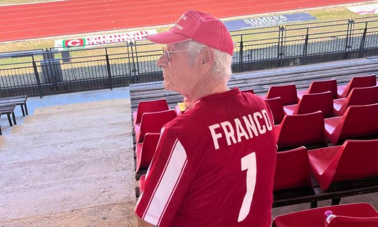 Maceratese, addio a Franco Del Medico: "Era il tifoso numero 1" Maceratese, addio a Franco Del Medico: "Era il tifoso numero 1"