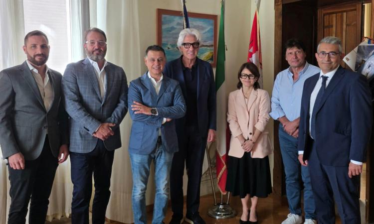 incontro enel comune Macerata