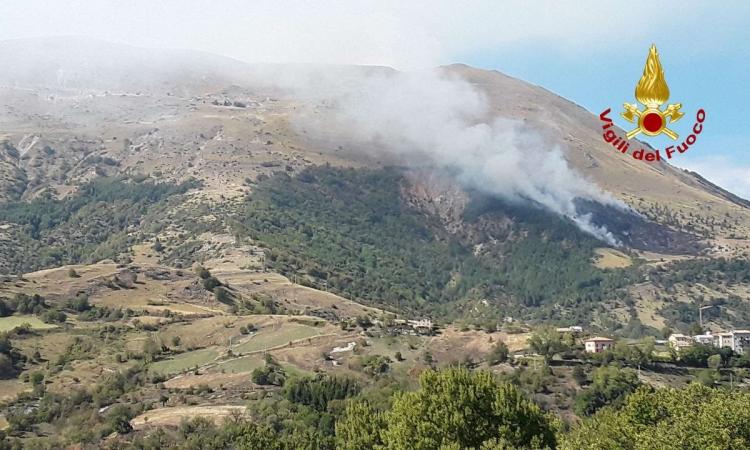 incendio-san-biagio-sibillini incendio-san-biagio-sibillini