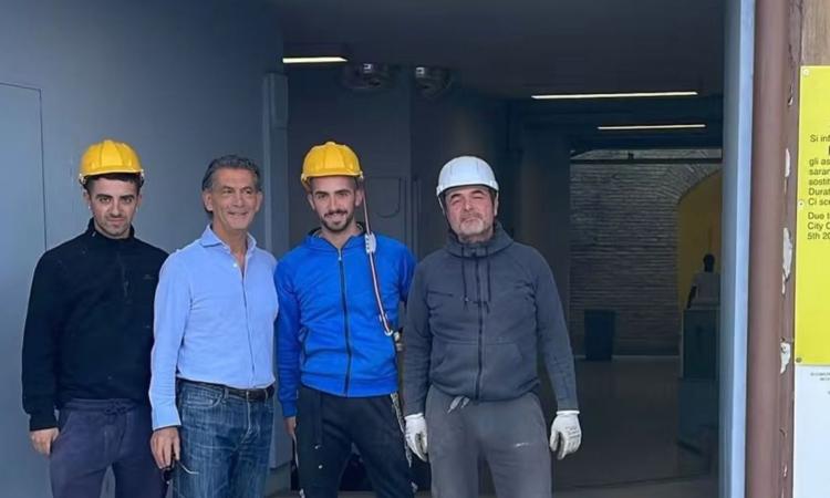 Ascensori del parcheggio del centro storico fuori uso: a Macerata navetta, trasporti per disabili e nuovi stalli blu