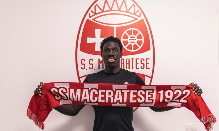 mbaye_maceratese_acquisto mbaye_maceratese_acquisto