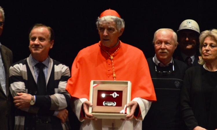 Gonfalone, sindaco e pullman di settempedani per il cardinale Menichelli