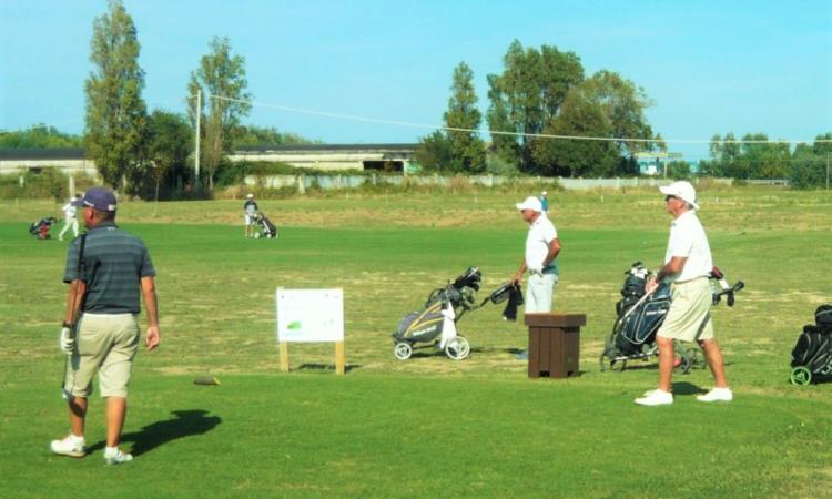 Inaugurato a Porto Potenza un nuovo percorso a 4 buche di golf