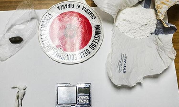 Pizza "alla cocaina": blitz della Finanza in un locale di Civitanova