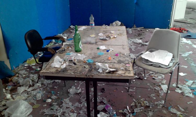 La centrale del crimine nell'ex ente fiera: dentro anche un bunker - FOTO