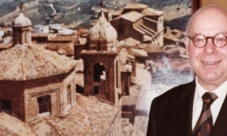 Macerata onora Dante Cecchi al Lauro Rossi