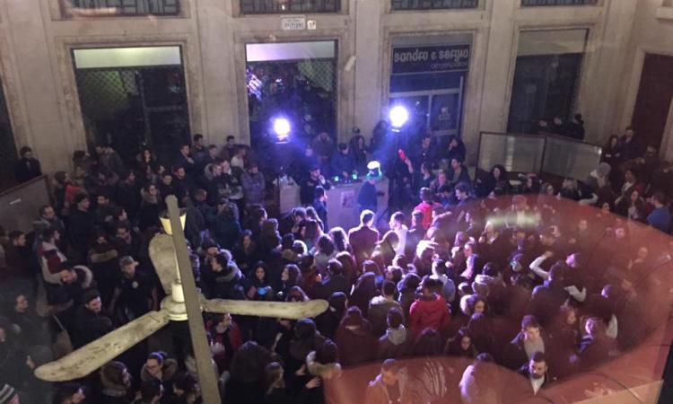 Caffè Venanzetti: in rispetto alla Pasqua alla Galleria si balla di mercoledì