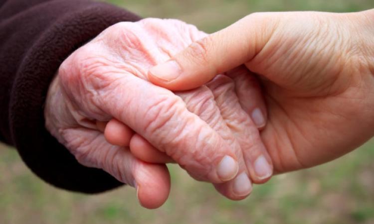 Alzheimer Uniti Italia, un numero dedicato per il terremoto