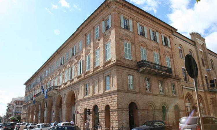 A Civitanova indetto il bando per aiutare le famiglie in difficoltà